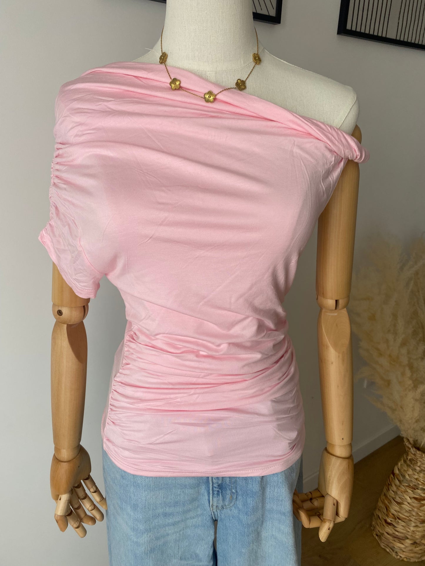 Top Asymétrique