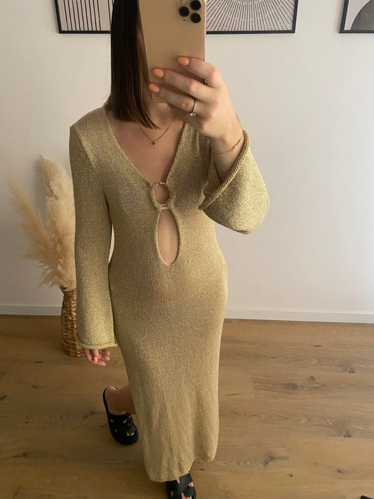 Robe en maille dorée